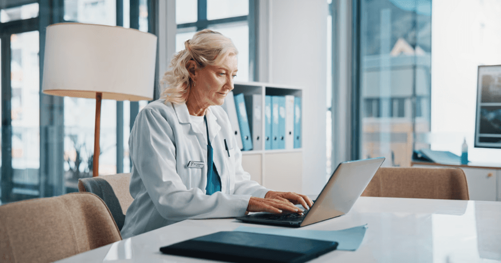 Photo of doctors working